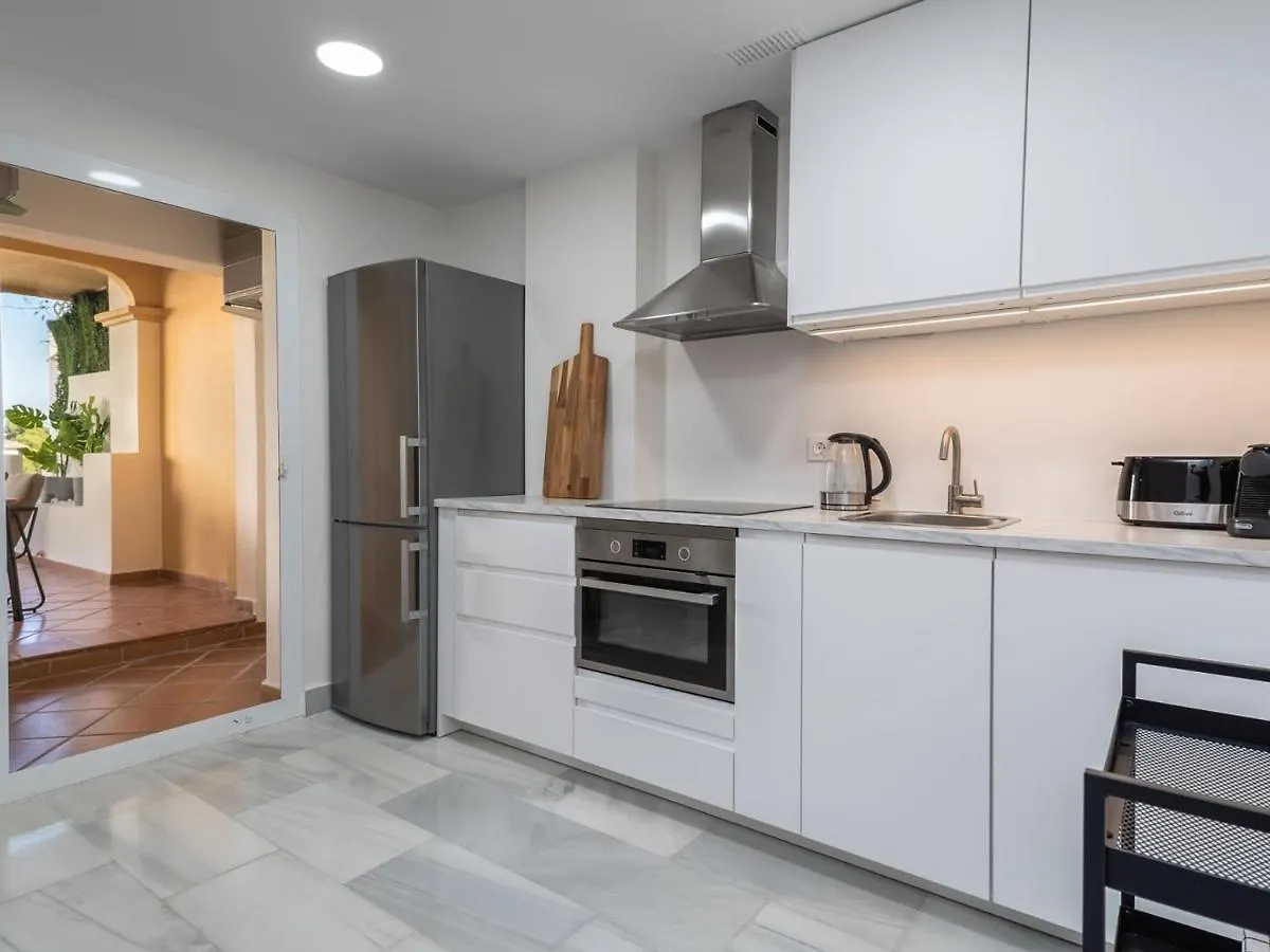 Senorio De Aloha 2 Bedroom Within Walking Distance To Puerto Banus Marbella 0*,  Spanien