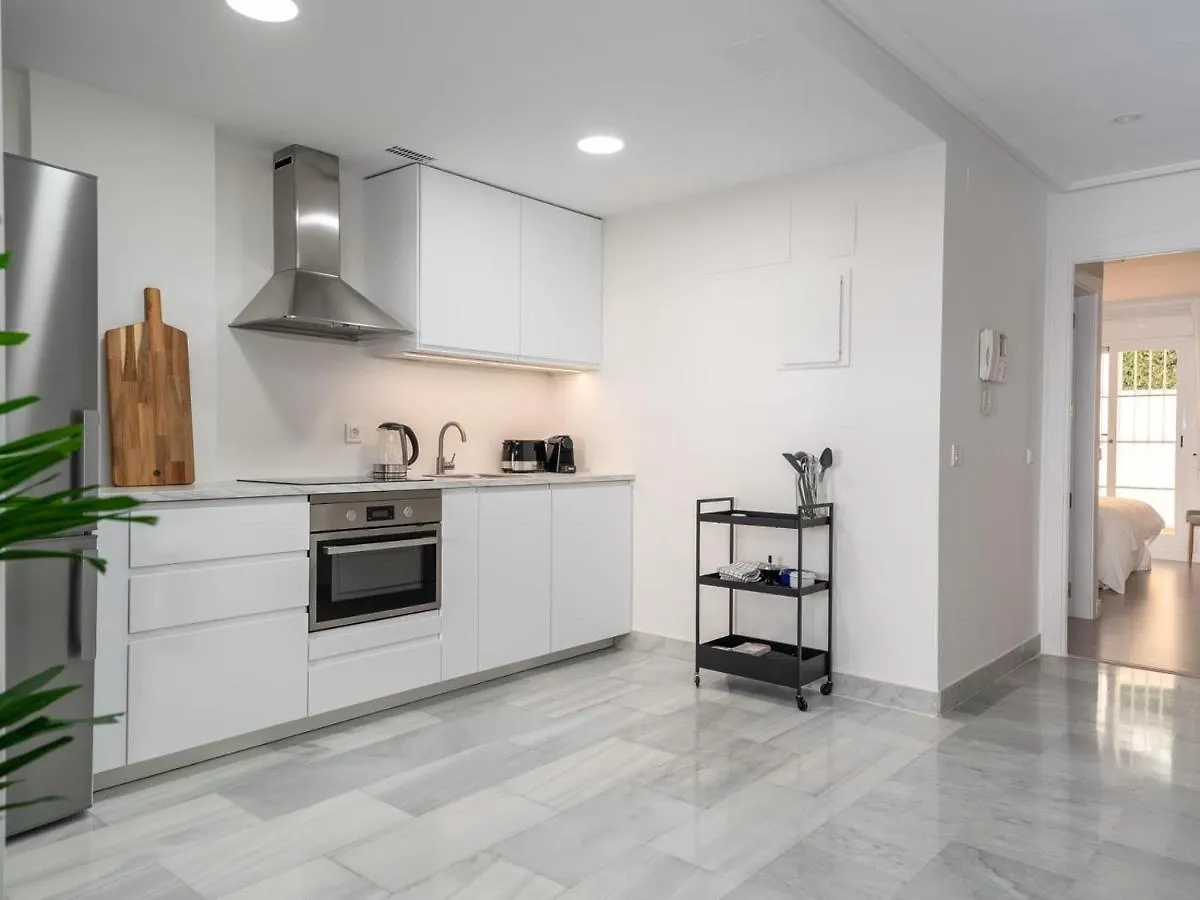 Lägenhet Senorio De Aloha 2 Bedroom Within Walking Distance To Puerto Banus Marbella Spanien